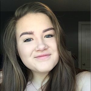 Meet your Posher, Mackenzie